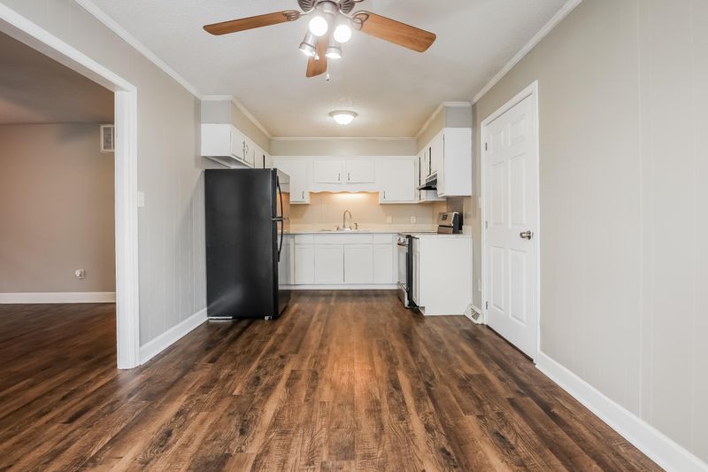 7639 Peppercorn Ln, North Charleston, SC 29420