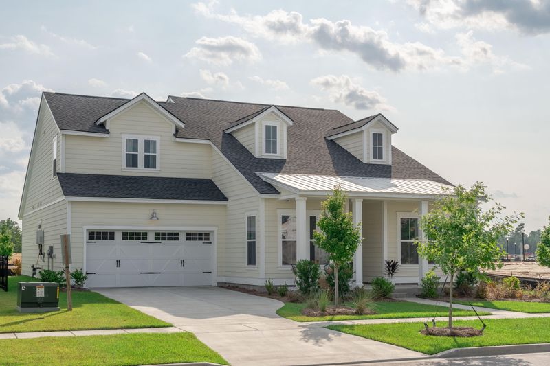 153 Archdale St, Summerville, SC 29486