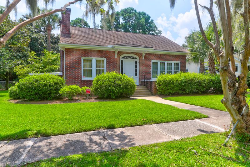 37 Fenwick Dr, Charleston, SC 29407
