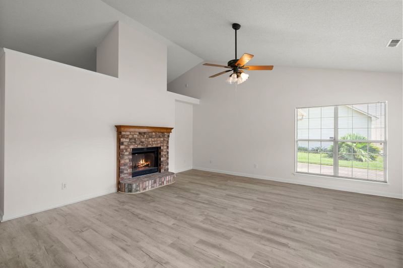 105 Crystal St, Goose Creek, SC 29445