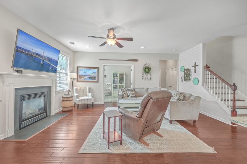 445 Nelliefield Trl, Wando, SC 29492