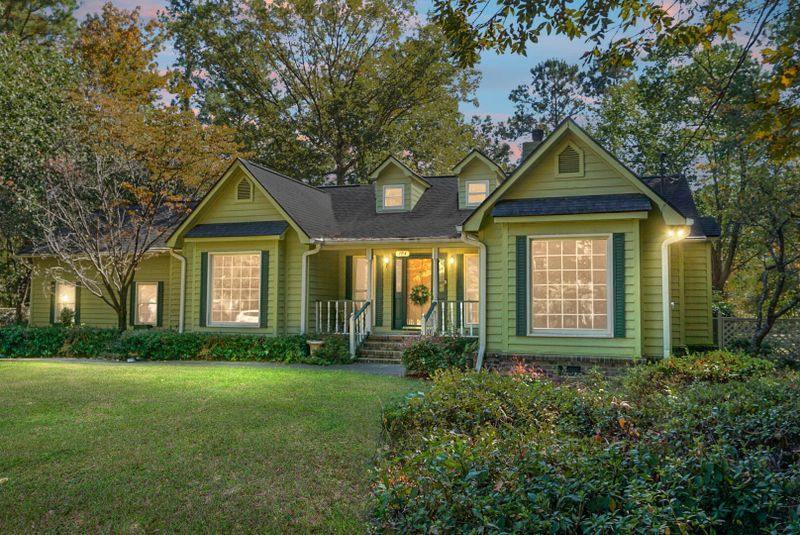 104 Ashley River Dr, Summerville, SC 29485