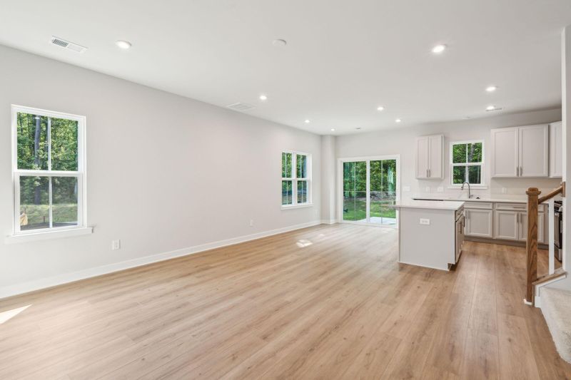 1042 Crescent Cove Ln, Summerville, SC 29483