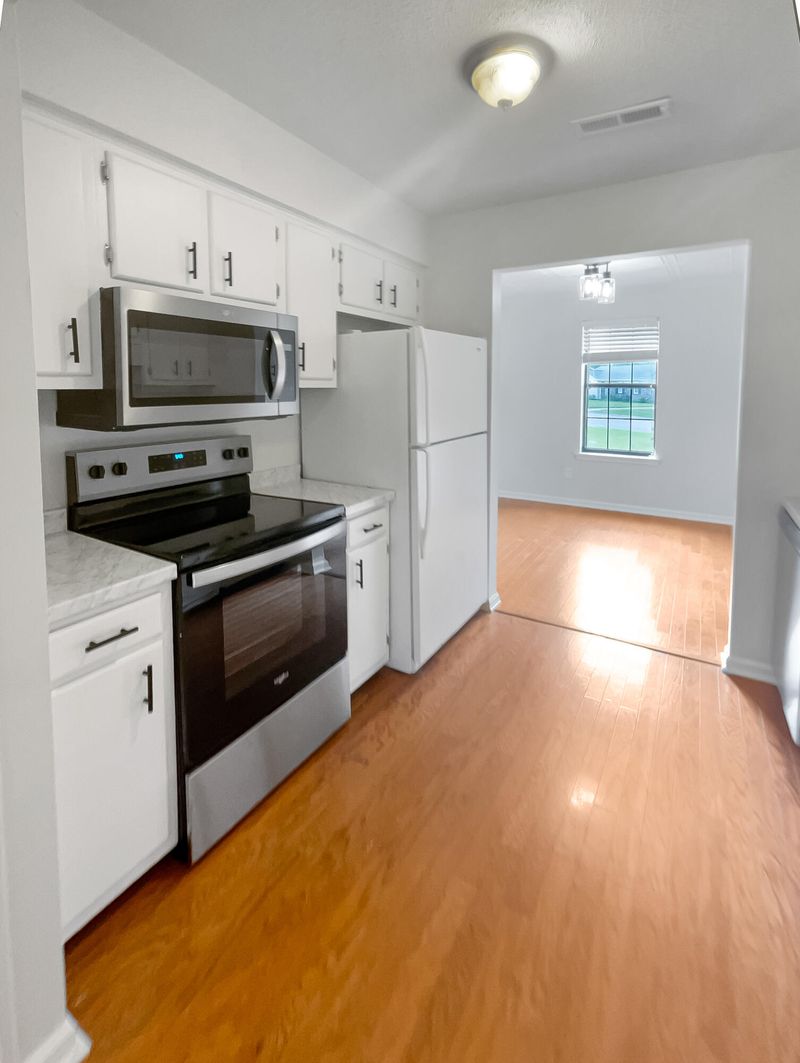 313 Vixen Blvd, Goose Creek, SC 29445