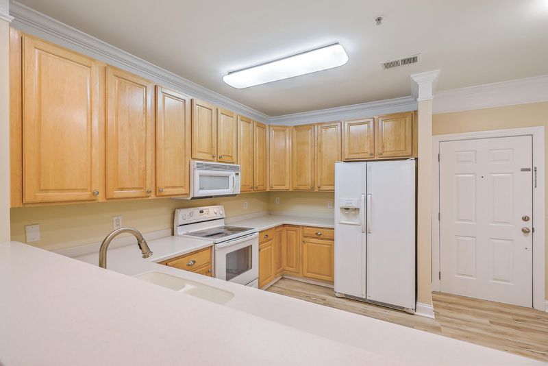1025 Riverland Woods Pl #610, Charleston, SC 29412