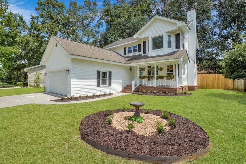 217 Knightsbridge Dr, Charleston, SC 29418