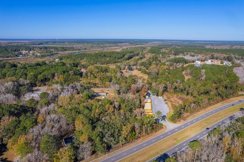 4940 N Hwy 17, Awendaw, SC 29429