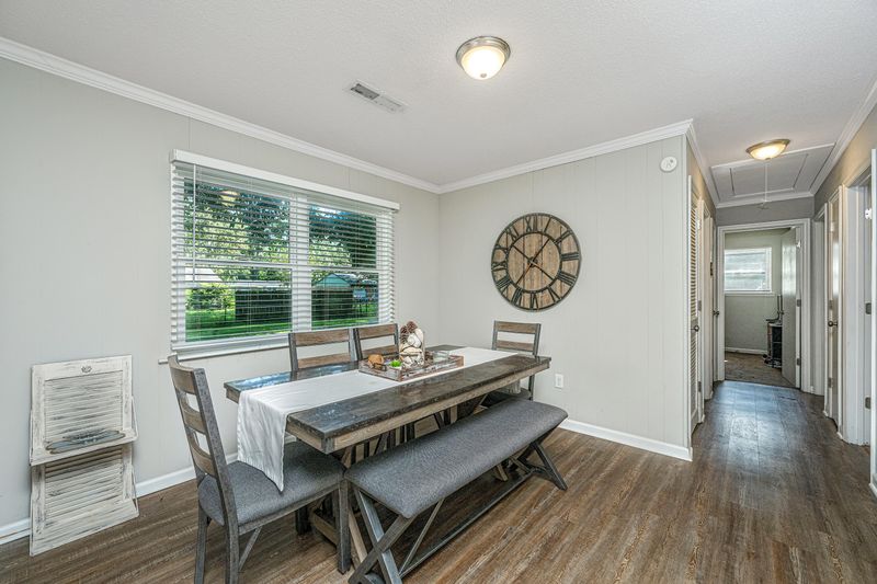 1979 Holliday St, Charleston, SC 29414