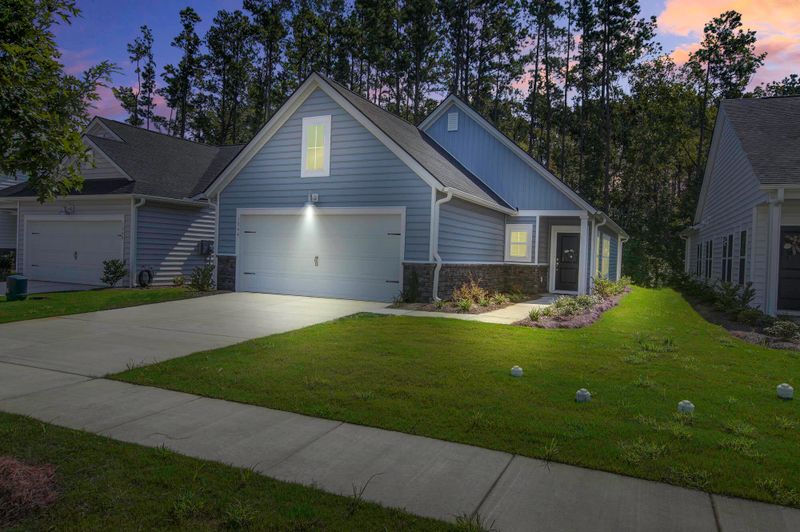1246 Darling St, Ridgeville, SC 29472