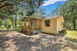 137 Thelma Dr, Summerville, SC 29485