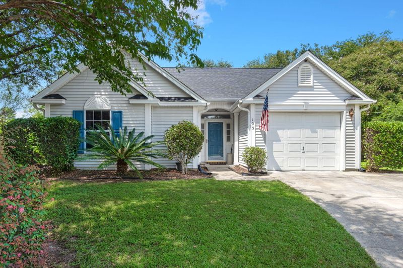 103 Lancaster Ct, Goose Creek, SC 29445