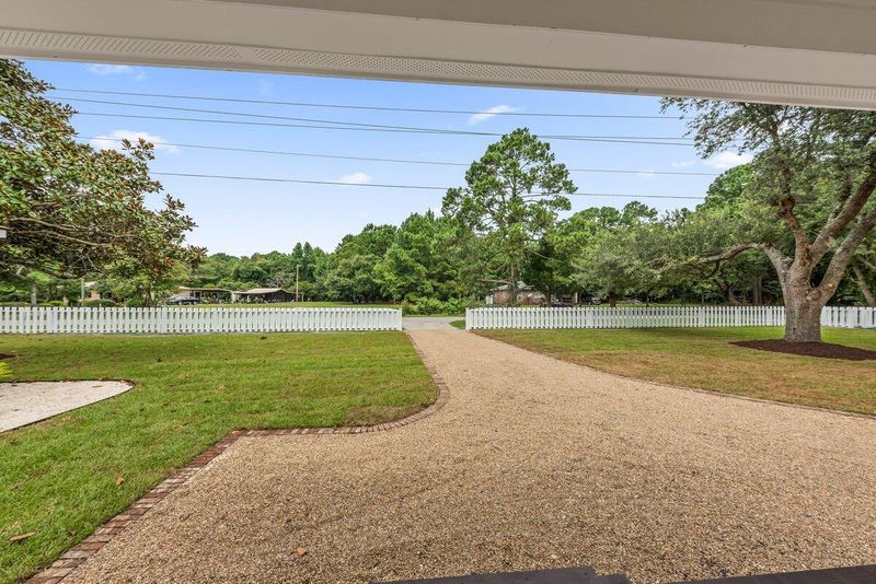 5205 Seewee Rd, Awendaw, SC 29429