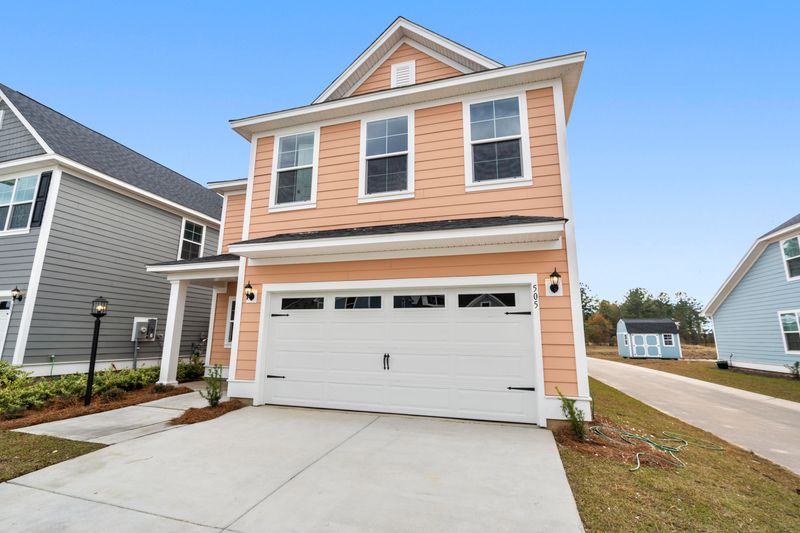 492 Eagleview Dr, Moncks Corner, SC 29461