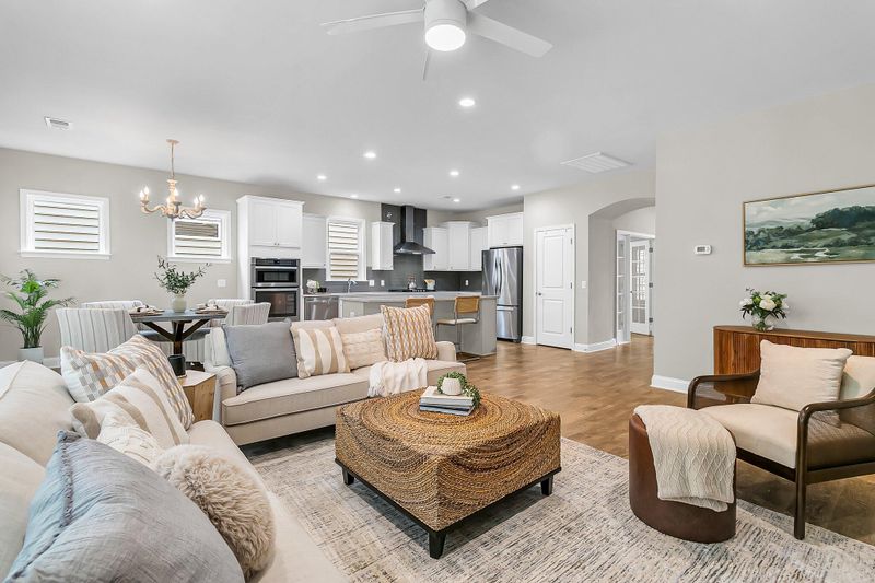 680 Battery Edge Dr, Summerville, SC 29486