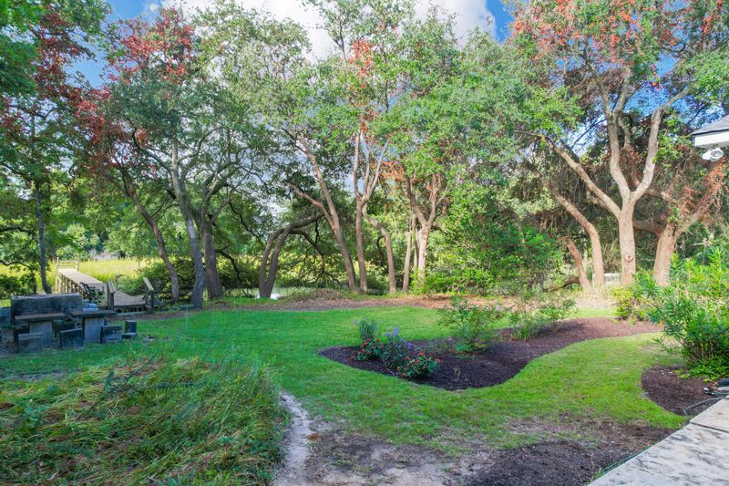 3 Brockman Dr, Charleston, SC 29412