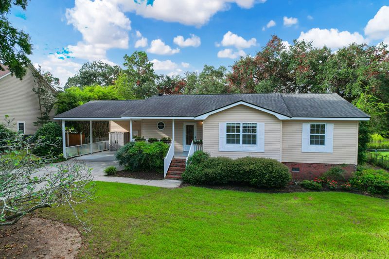 3 Brockman Dr, Charleston, SC 29412