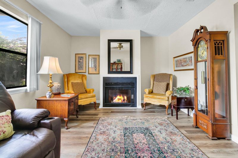 581 Travelers Blvd, Summerville, SC 29485
