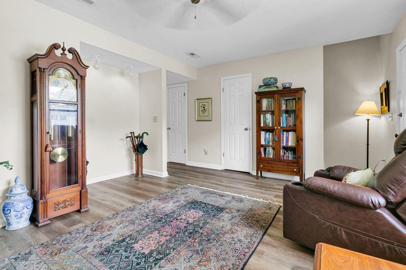 581 Travelers Blvd, Summerville, SC 29485