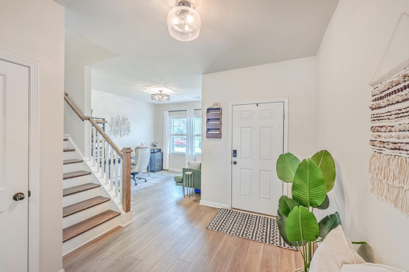 551 Abigail St, Moncks Corner, SC 29461