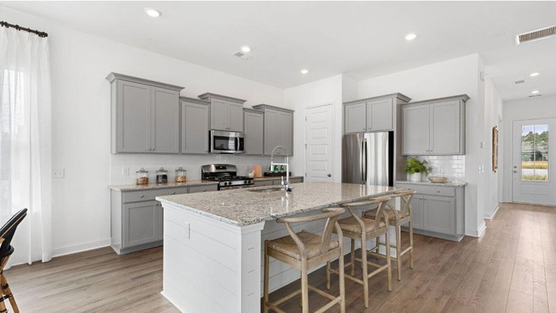 222 Orwel St, Summerville, SC 29486