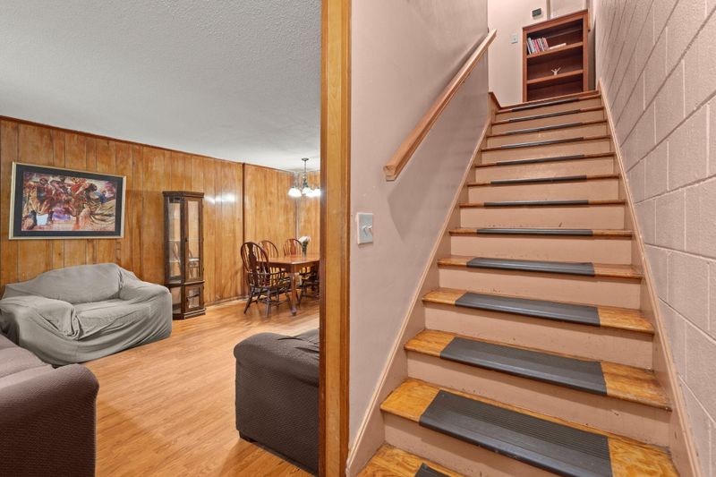 8 Grove St, Charleston, SC 29403