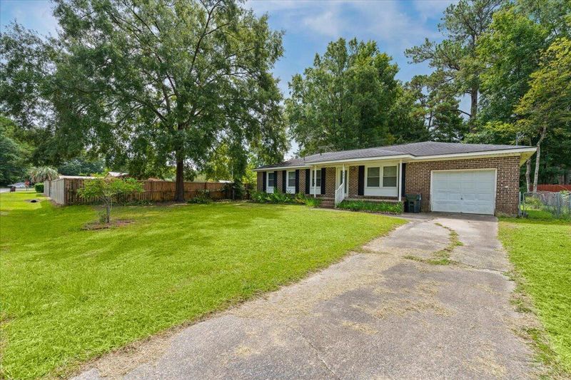 435 Morrow St, Moncks Corner, SC 29461