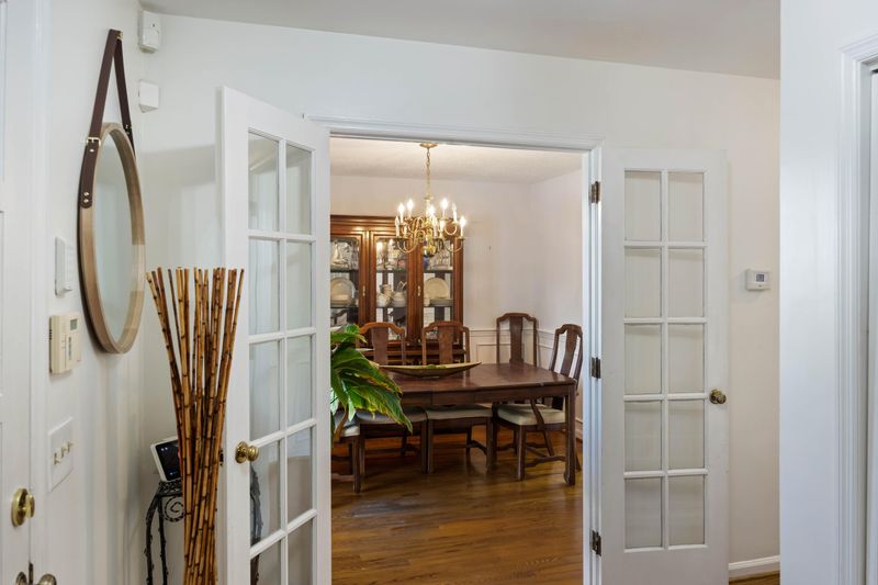5 Avon Ct, Charleston, SC 29407