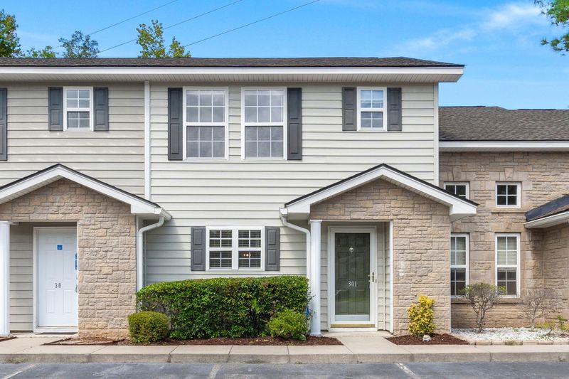 301 Sunnyside Way, Summerville, SC 29485
