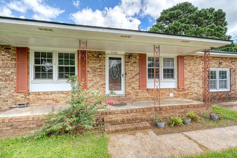 5306 Marilyn Dr, North Charleston, SC 29418