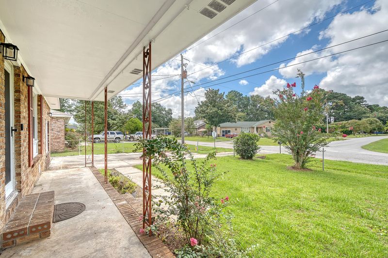 5306 Marilyn Dr, North Charleston, SC 29418