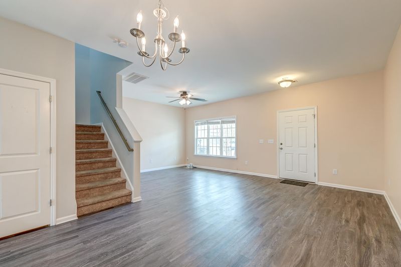 266 Swallowtail Ln, Goose Creek, SC 29445