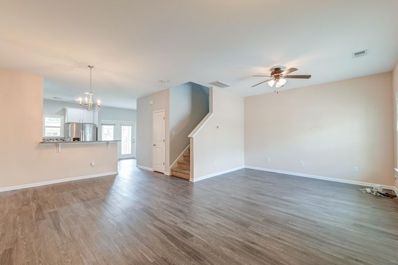266 Swallowtail Ln, Goose Creek, SC 29445