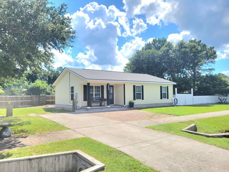 2757 Genesis St, Johns Island, SC 29455