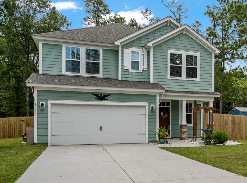316 Bay Village Ln, Moncks Corner, SC 29461