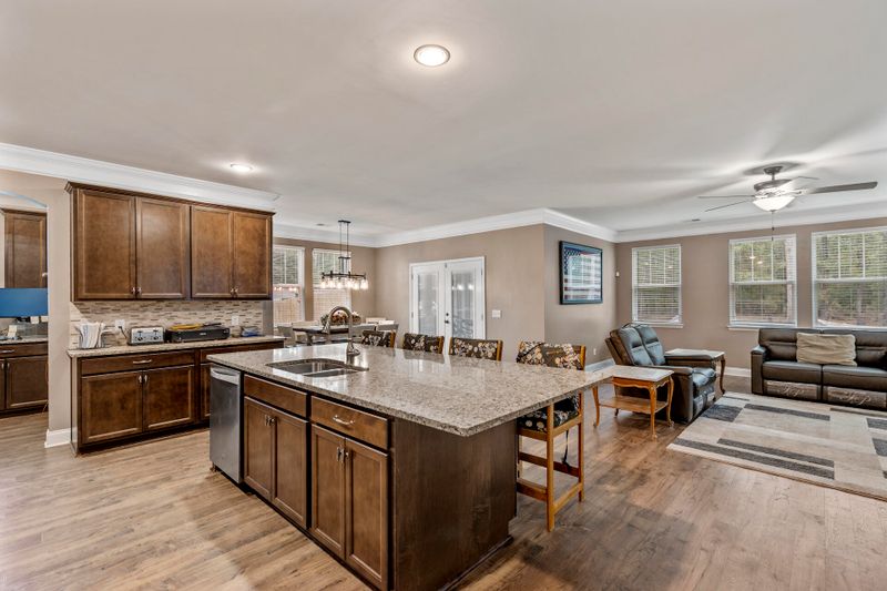 316 Bay Village Ln, Moncks Corner, SC 29461
