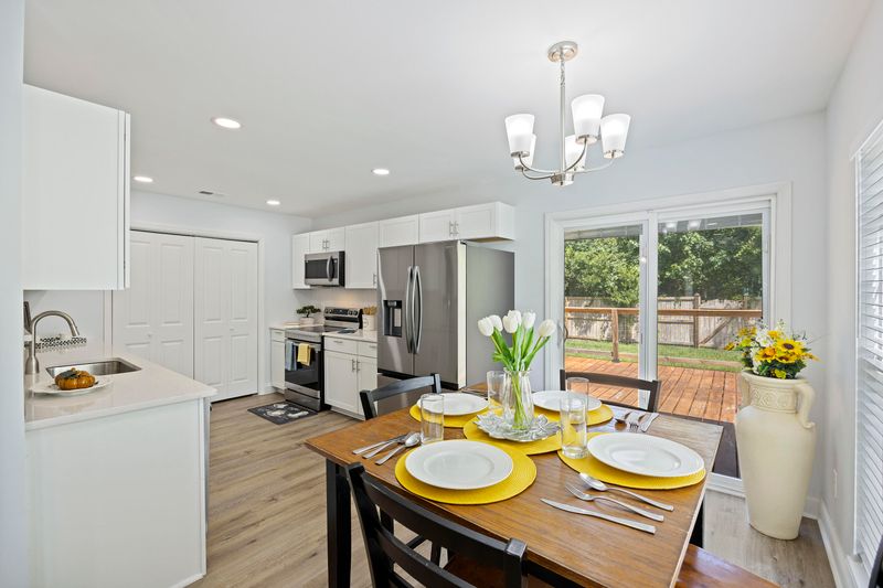 210 Island Green Rd, Goose Creek, SC 29445