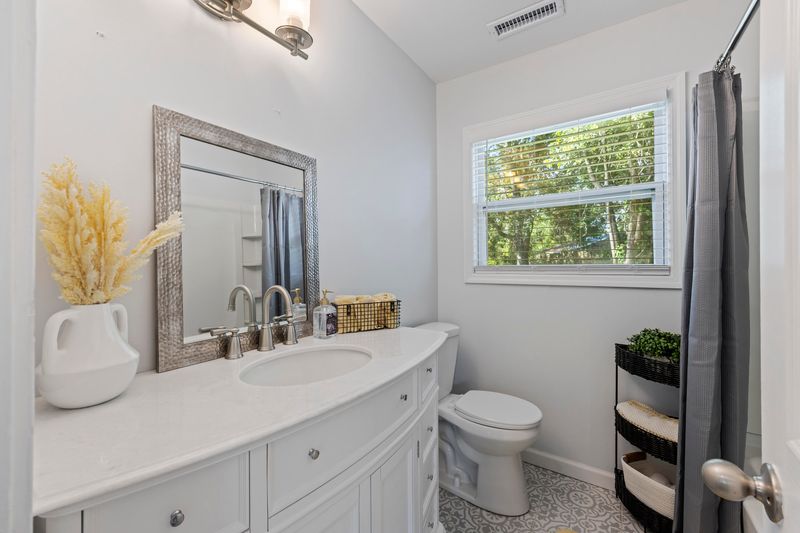 317 Lantana Dr, Charleston, SC 29407