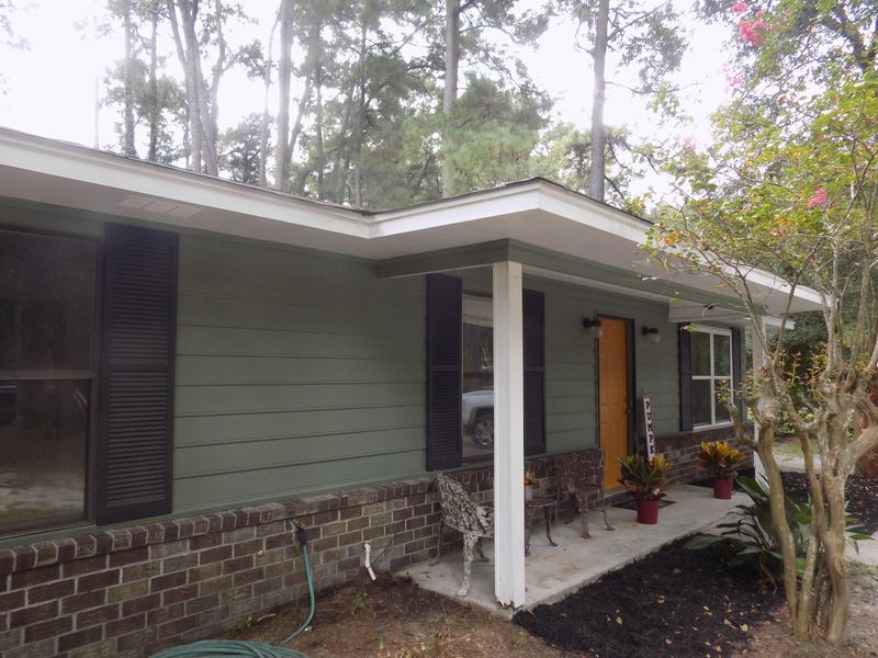 5741 Octavia Ave, Ravenel, SC 29470