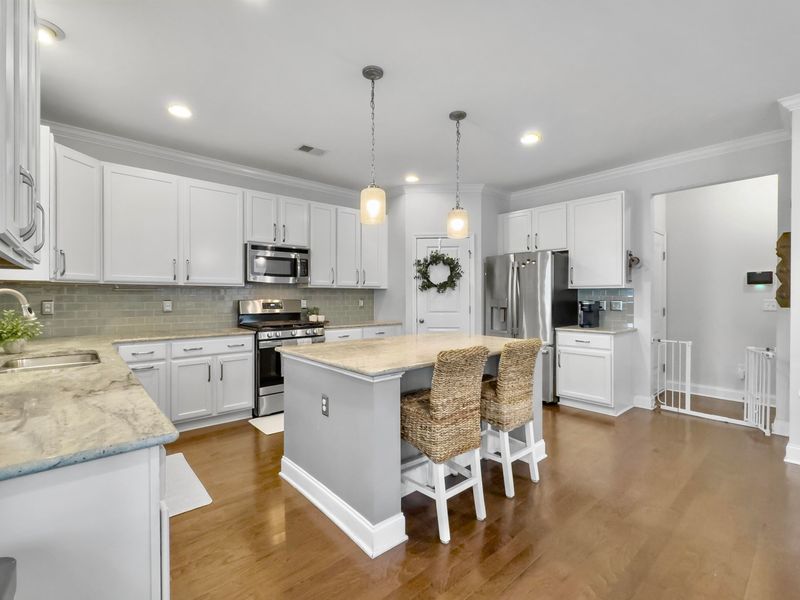 1511 Keshi Pearl Dr, Mount Pleasant, SC 29466