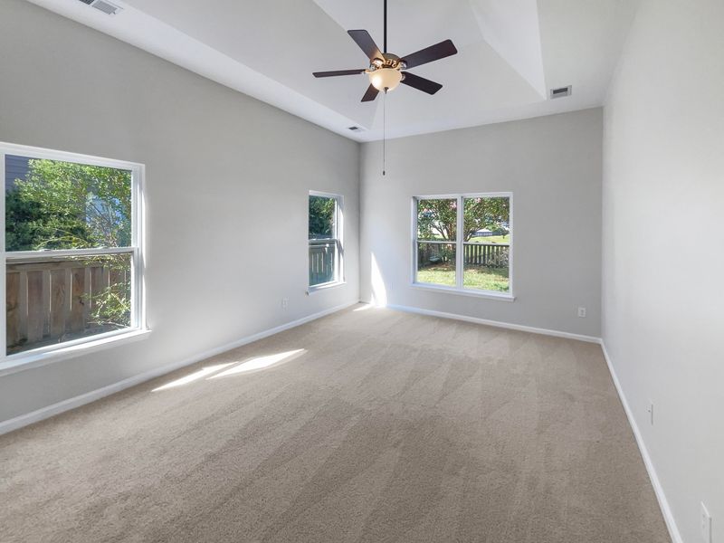 1604 Crossbill Trl, Hanahan, SC 29410