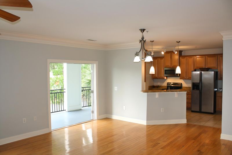 2100 Belle Isle Ave #206, Mount Pleasant, SC 29464