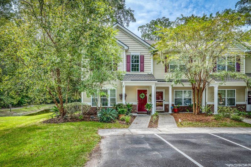 306 Chinquapin Dr, Summerville, SC 29485