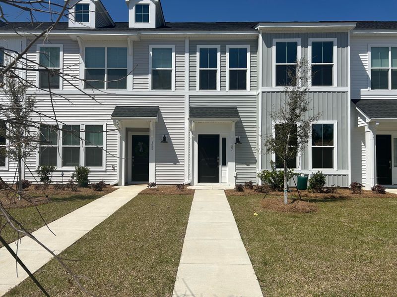 127 O'malley Dr, Summerville, SC 29483