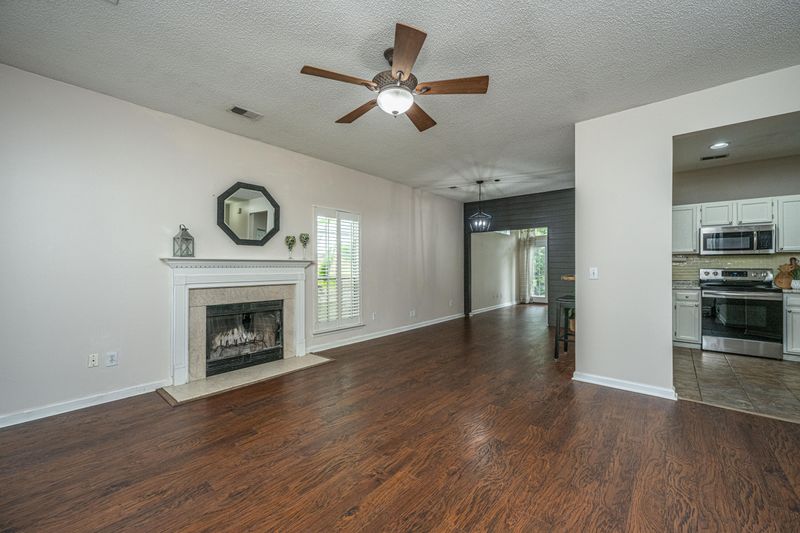 107 Landau Rd, Summerville, SC 29485