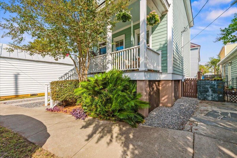 40 Kennedy St, Charleston, SC 29403