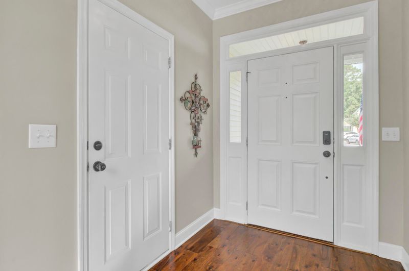 5431 Altamaha Dr, North Charleston, SC 29420