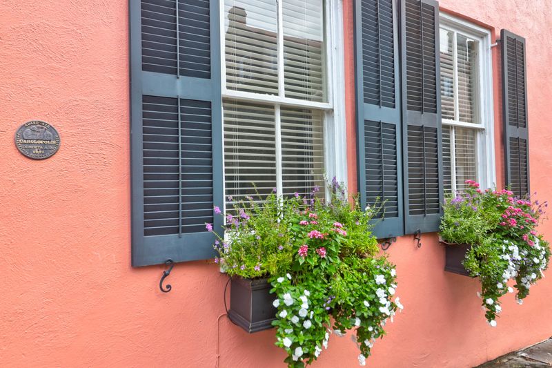 22 Chalmers St, Charleston, SC 29401