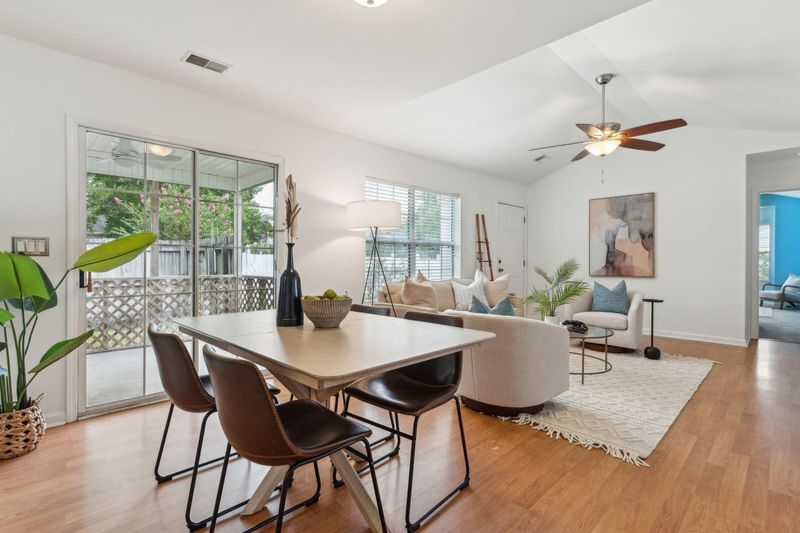 1424 Sandstone Pl, Charleston, SC 29492