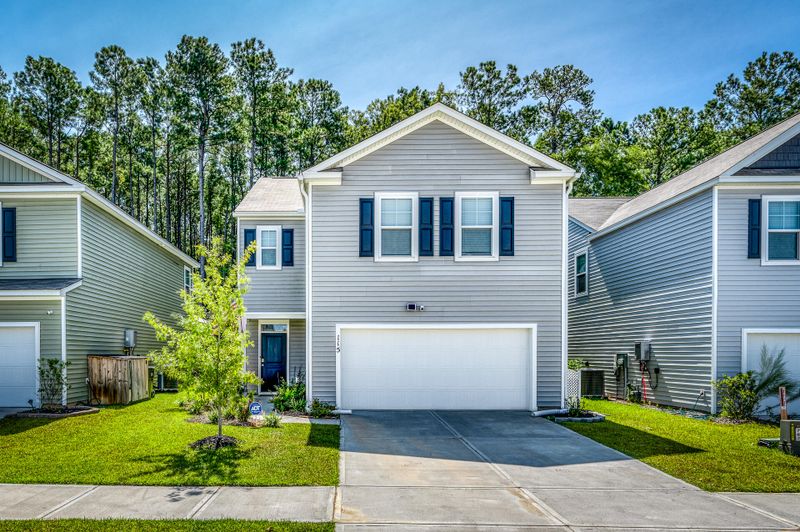 115 Sunray Ln, Summerville, SC 29486