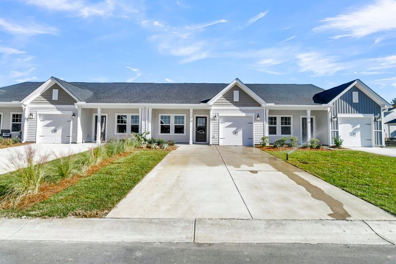 977 Dusk Dr, Summerville, SC 29486